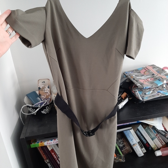 Nwot dynamite dress fits a small - Picture 2 of 5